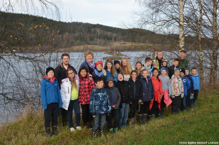 Elever fra Sørumsand besøkte Bingen lenser
